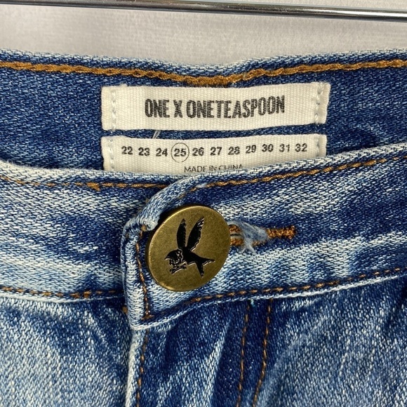 One X One Teaspoon Awesome Baggies Destroyed Jeans Low Waist - Size 25 - Picture 4 of 11